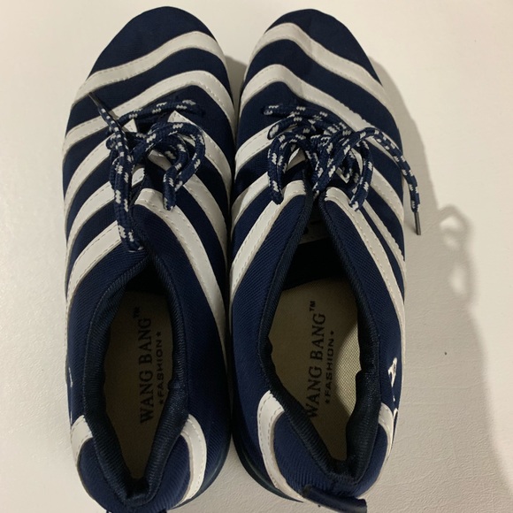 Woman’s size 8 W&B wang bang sneakers - Picture 6 of 8